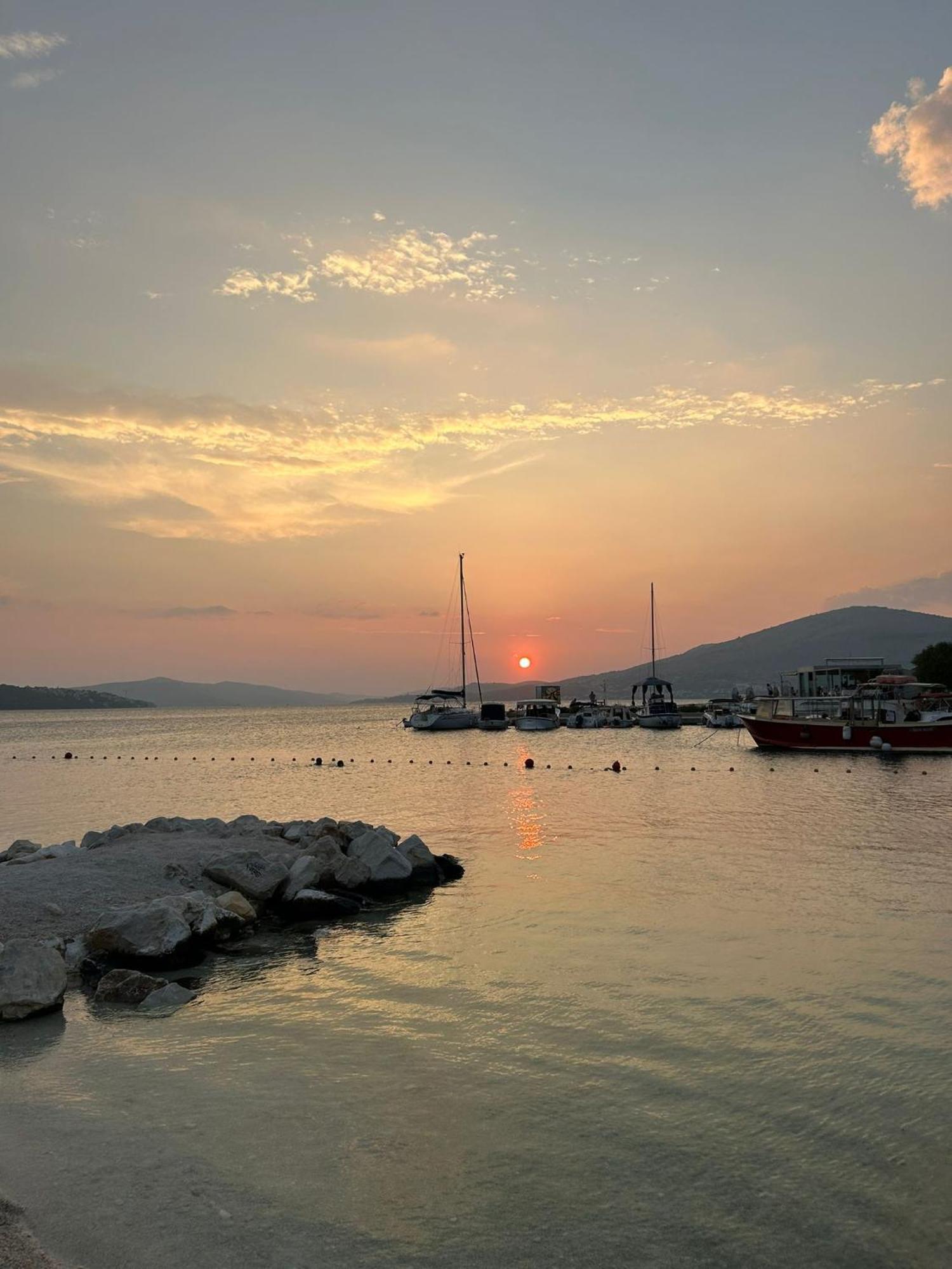 Apartman Simac Okrug Gornji Trogir Extérieur photo