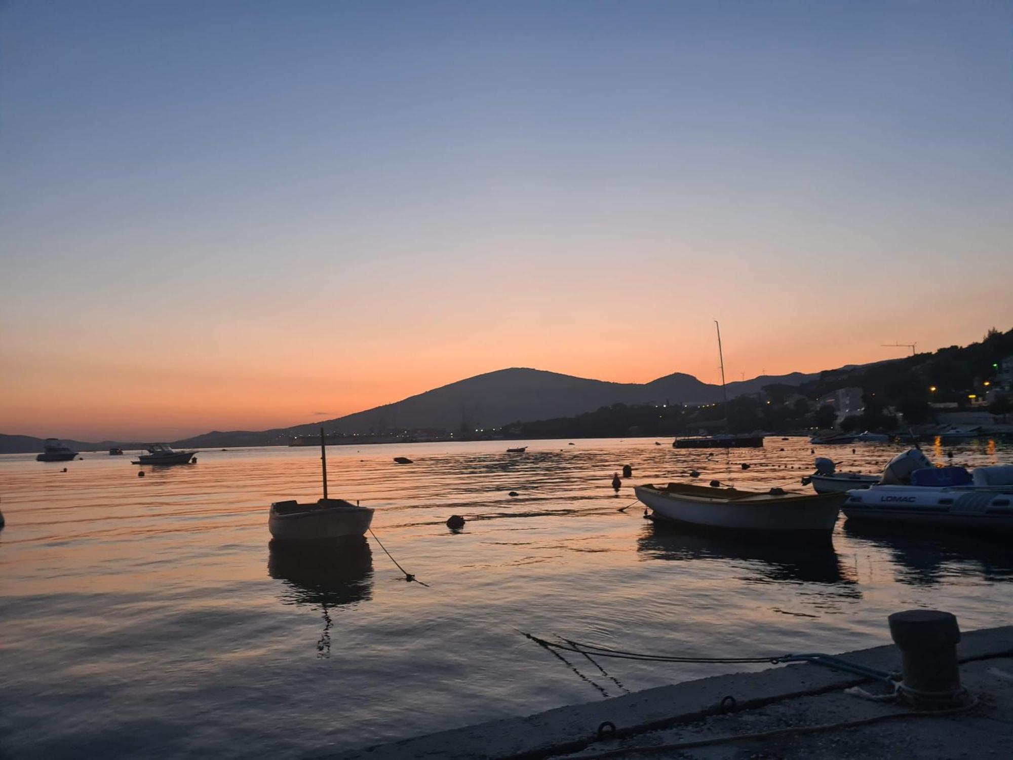 Apartman Simac Okrug Gornji Trogir Extérieur photo